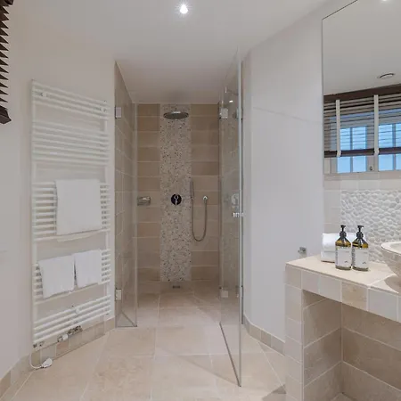 Дом отдыха Finn's Hues *